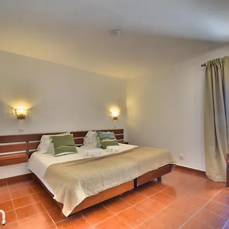 Beguest Oura Vilanova Apartamento *